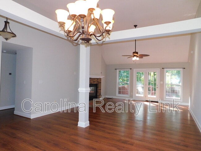 Building Photo - 235 Harbor Landing Dr