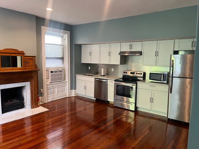 Foto del edificio - 4124 W Pine Blvd