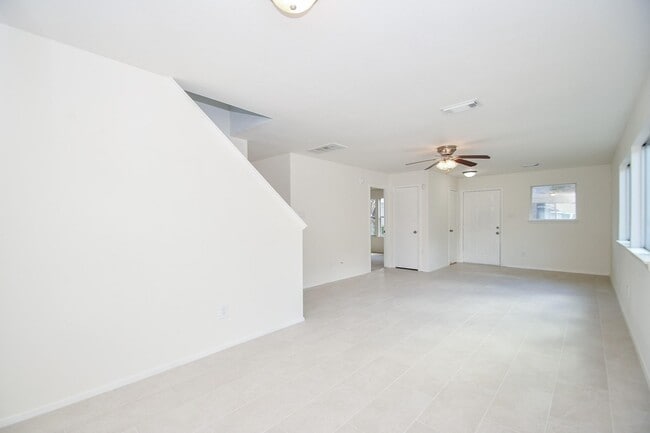 Foto del edificio - 20638 Patriot Park Ln