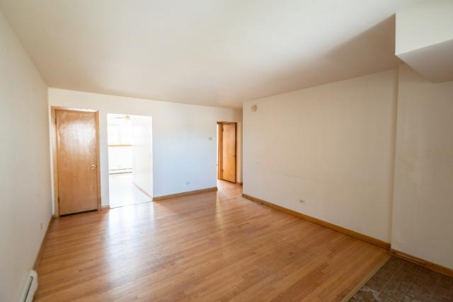 Building Photo - 1 bedroom in CHICAGO IL 60634