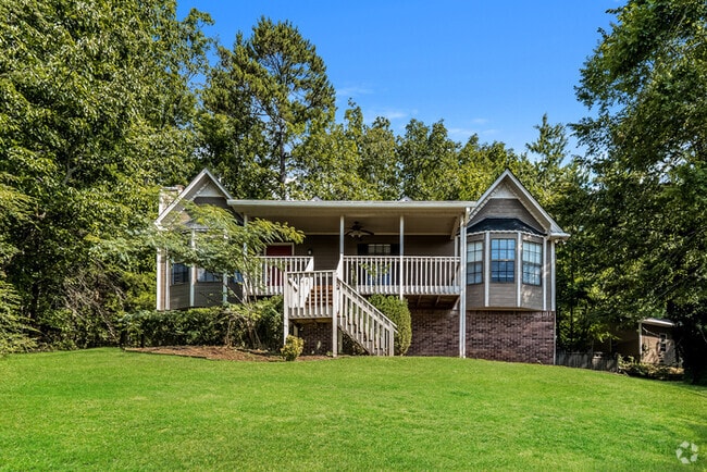 Building Photo - 6536 Chrissy Dr