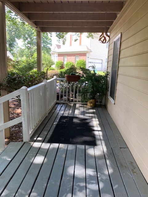 Apartment porch - 28 S Riversong Ln