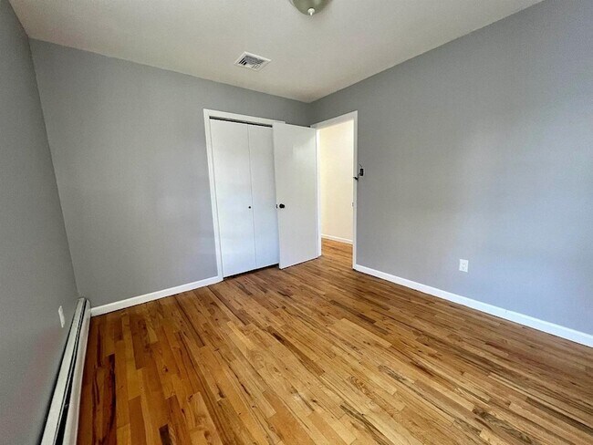 Foto del edificio - 640 38th St