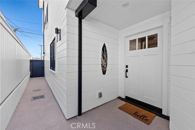 Building Photo - 309 Crest Dr
