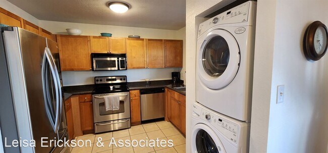 Building Photo - 2 br, 2 bath House - 5152-B Salmon Dr SE