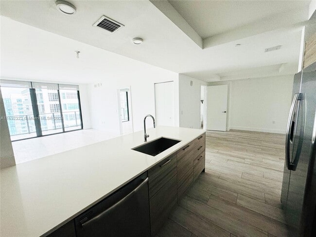 Photo - 121 NE 34th St Apartment