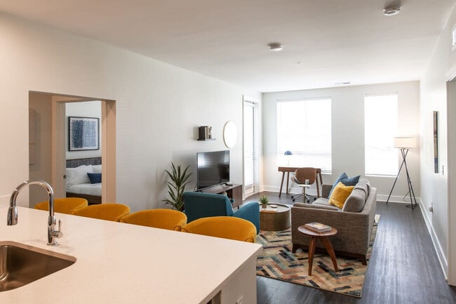 Foto del edificio - 601 E Pete Rose Wy