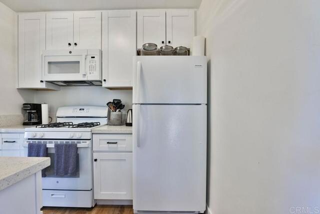 Foto del edificio - 4685 E Mountain View Dr