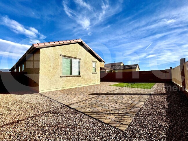 Building Photo - 7786 S New Strike Way
