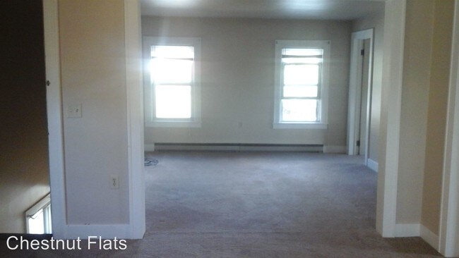 Building Photo - 816 Sylvan Ave