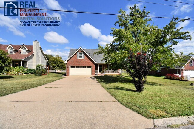 Foto del edificio - Adorable brick home in Smyrna! Attached Ga...