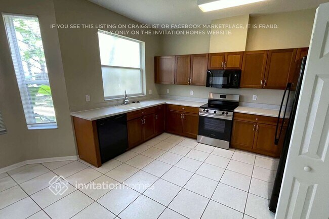 Building Photo - 3604 Beneraid St