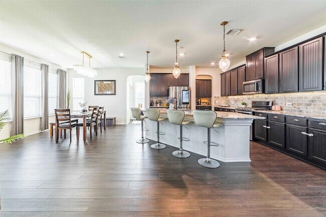 Foto del edificio - 1224 Euless Ln