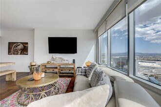 Building Photo - 222 Karen Ave