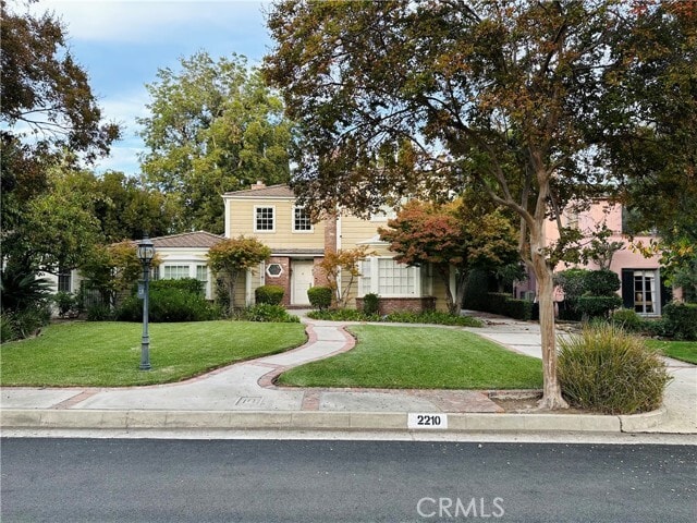 Building Photo - 2210 El Molino Pl