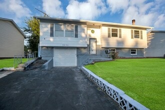 Building Photo - 7031 Glenwood Ln