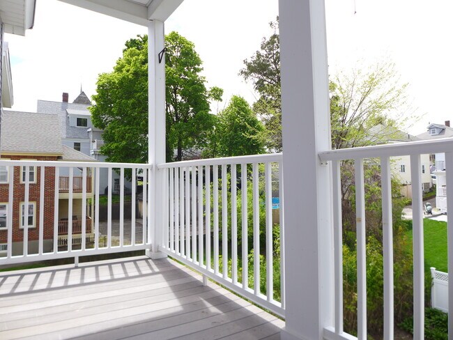 Building Photo - 7 Matchett St