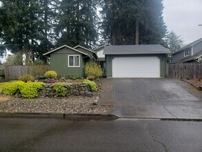 Building Photo - 3709 NE 126th Ave