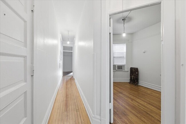 Foto del edificio - 2839 N Clark St