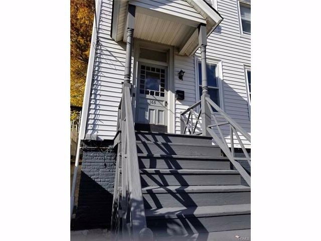 Primary Photo - 165 Woodland Ave