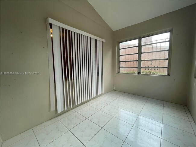 Building Photo - 937 NW 46th St