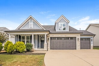 Building Photo - 977 Airedale Trail