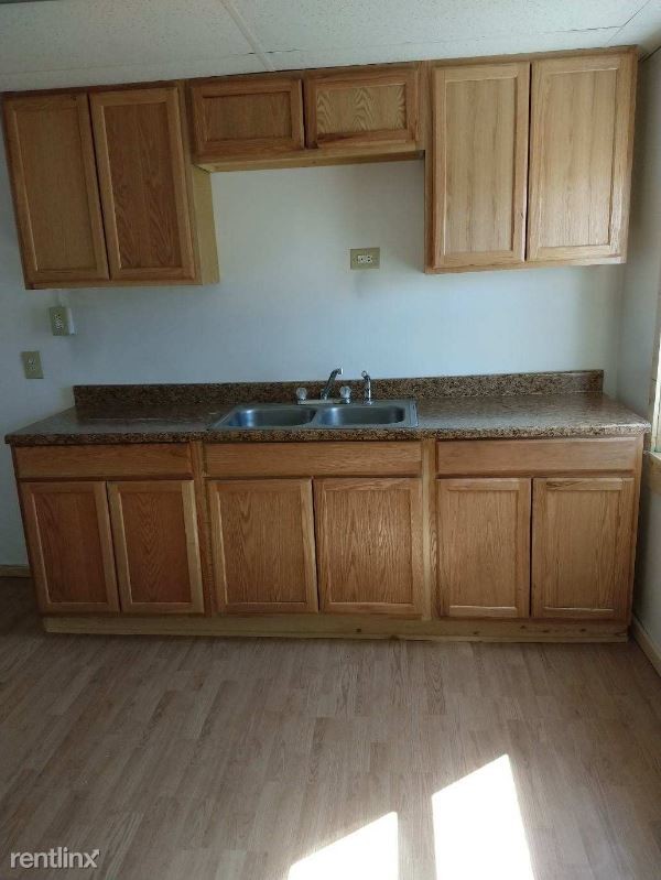 Foto del edificio - 2 br, 1.5 bath Apartment - 900 7th Ave