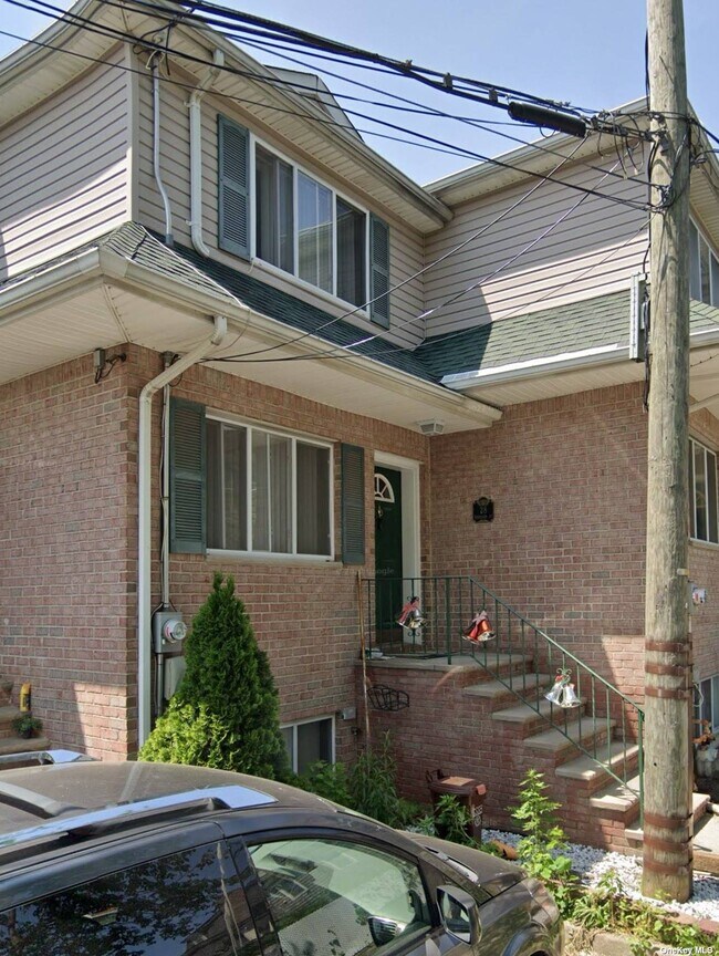 Foto del edificio - 28 Kirkland Ct