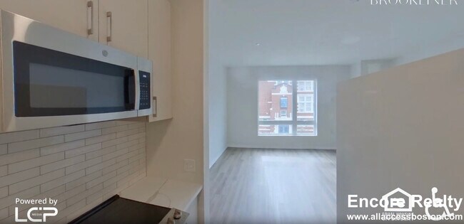 Building Photo - 5 Washington St