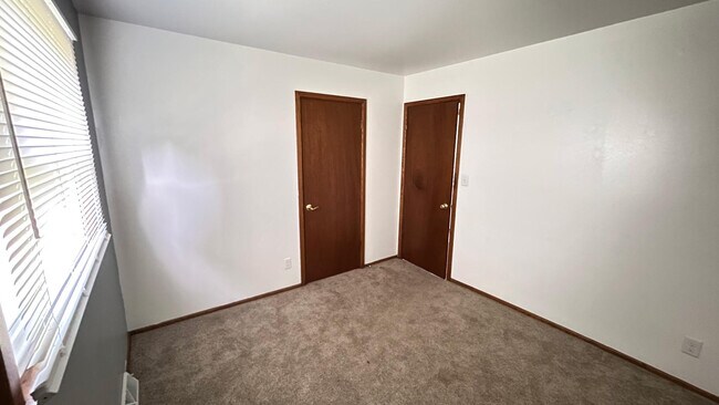 Foto del edificio - 4270 S 68th St