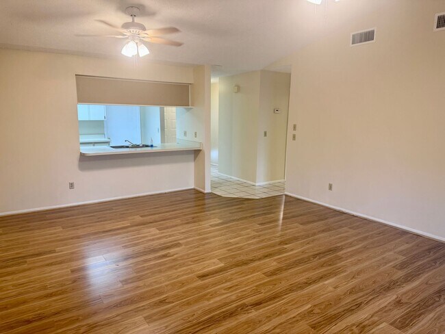 Photo - 2/1 Townhome Located in Carrollwood WITH G...