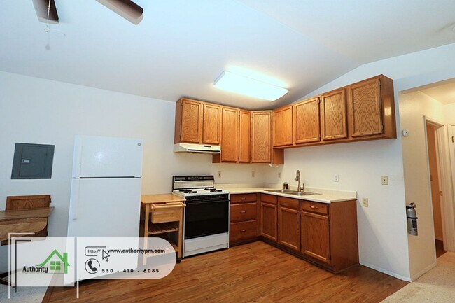 Building Photo - 2265 Hartnell Ave