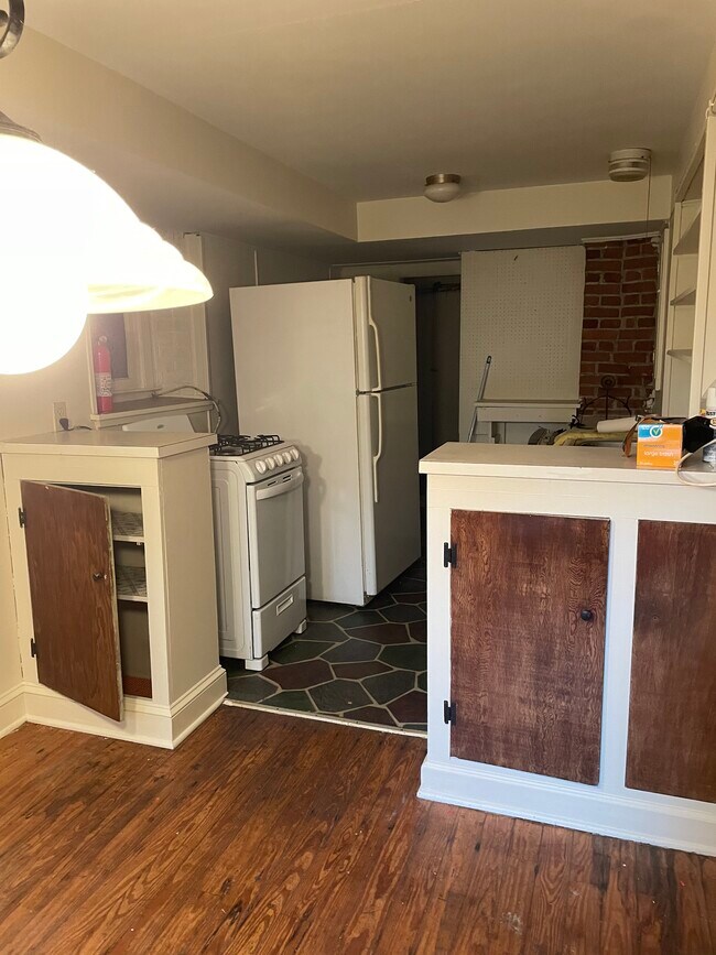 1142 Sperry Rd Unit Basement, Cheshire, CT 06410 Apartments in