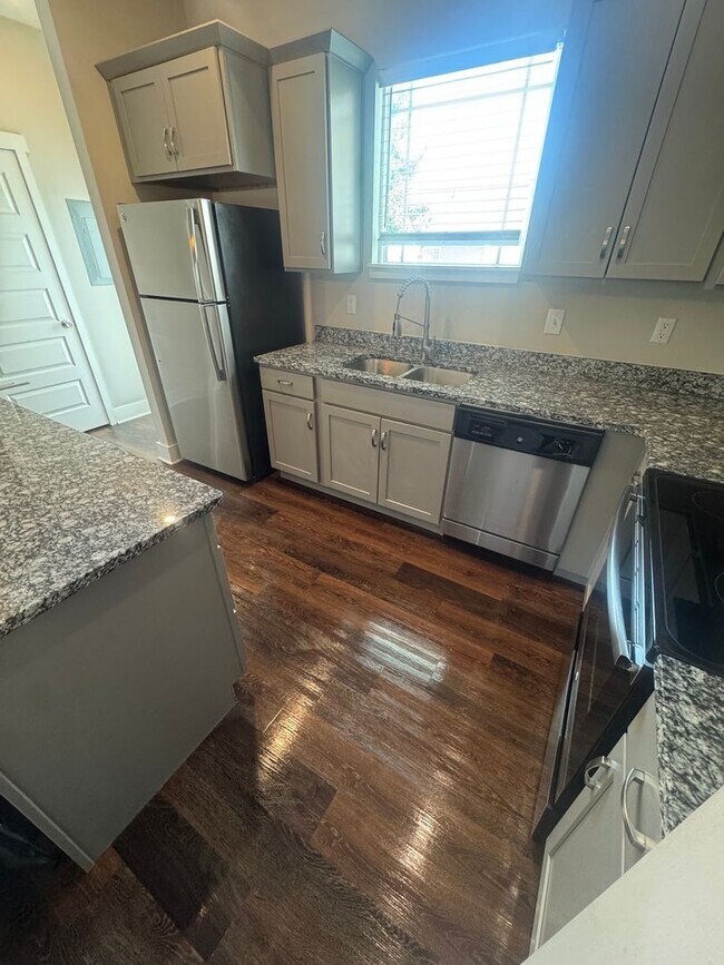 Foto del edificio - 4002 Currant Ct