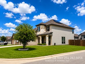 Building Photo - 7821 Montclair Dr