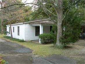 Building Photo - 1406 Lee St