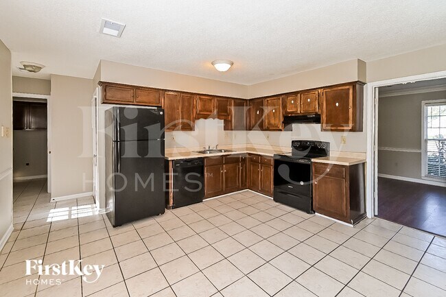 Building Photo - 7075 Germantown Trail