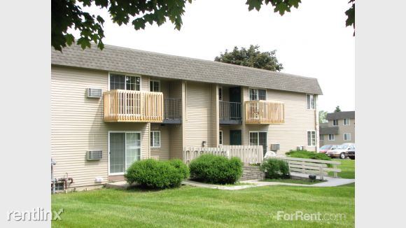 Building Photo - 7926 S Wildwood Dr