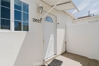Building Photo - 2027 Bonita Ave