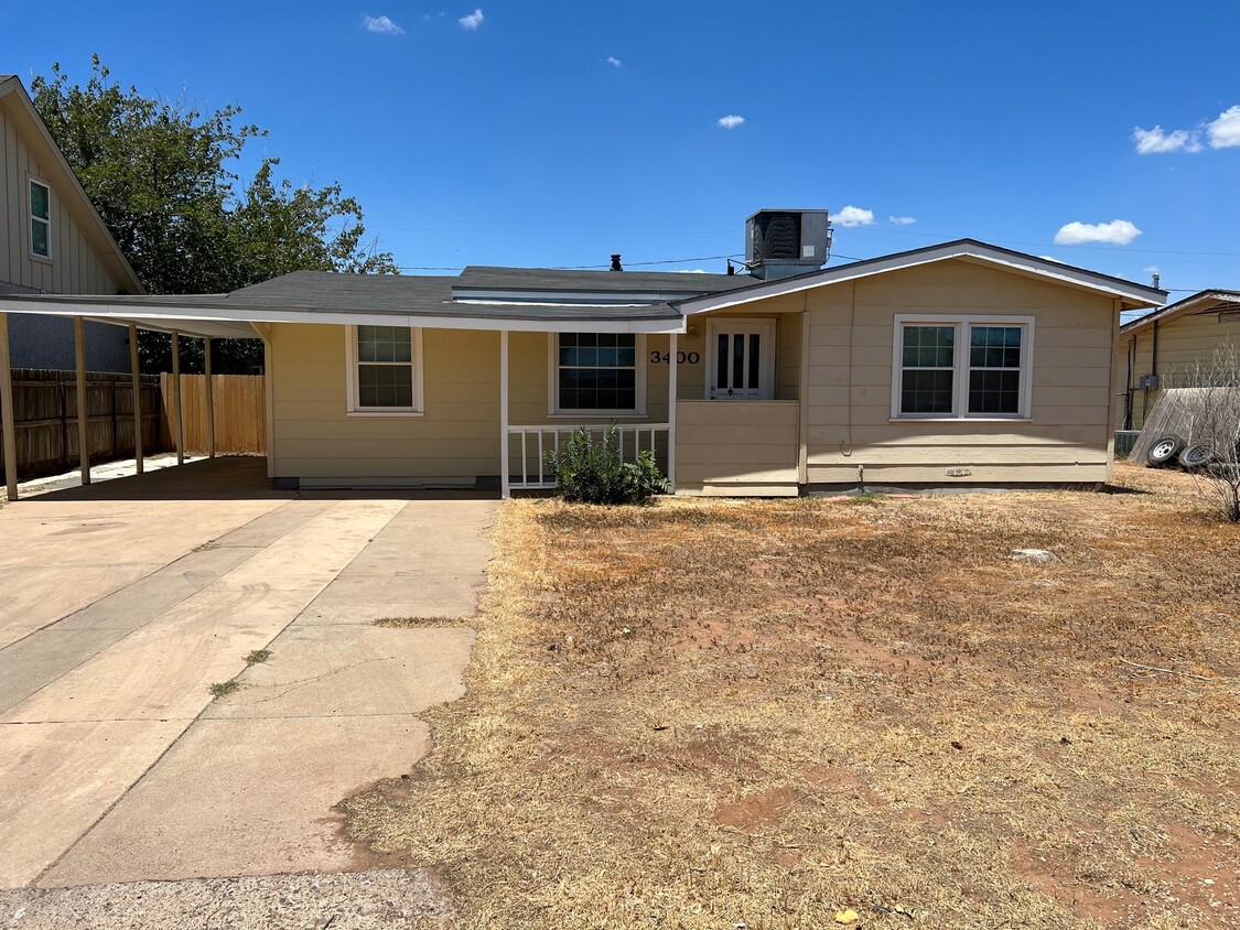 Front of house with carport - 3400 Sycamore Ave