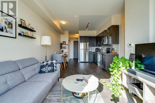 Photo du bâtiment - 7900 Bathurst St