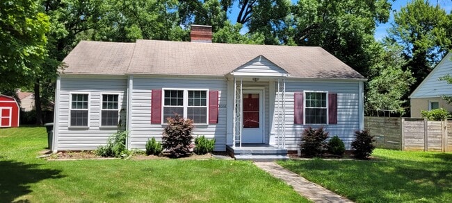 Building Photo - 3008 Peebles Dr