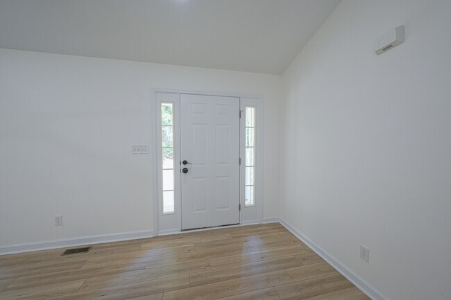 Foto del edificio - 2416 Horseshoe Bend Dr