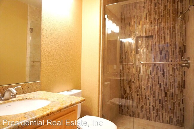 Building Photo - 2 br, 2 bath House - 302 Oleander Drive