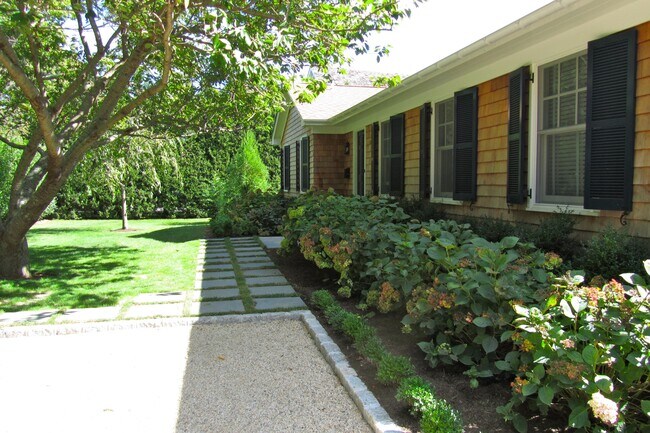 Building Photo - 96 Edwards Ln