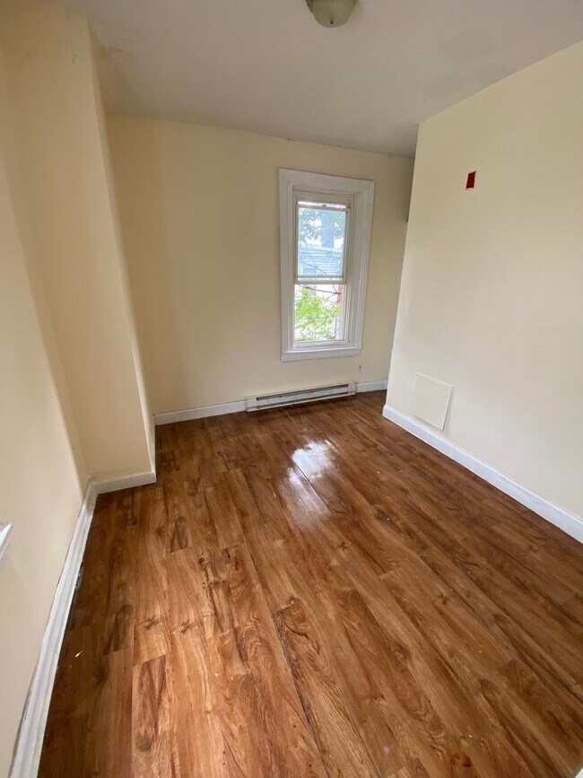 Foto del edificio - 5900 Pine St