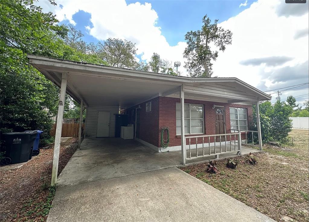 Primary Photo - 11707 North Dr