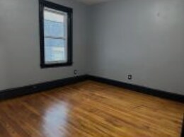 Foto del edificio - 28 Roger Williams Ave