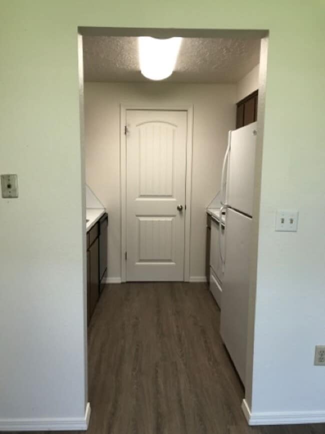 Foto del edificio - 782 Washington St N