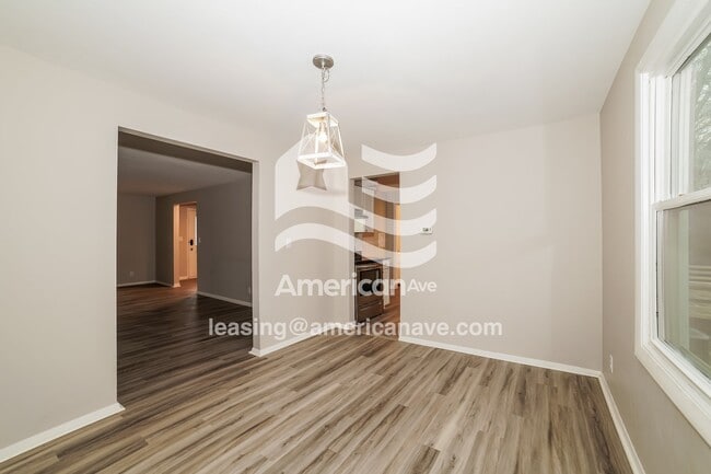 Foto del edificio - 6619 N Greenmont Rd